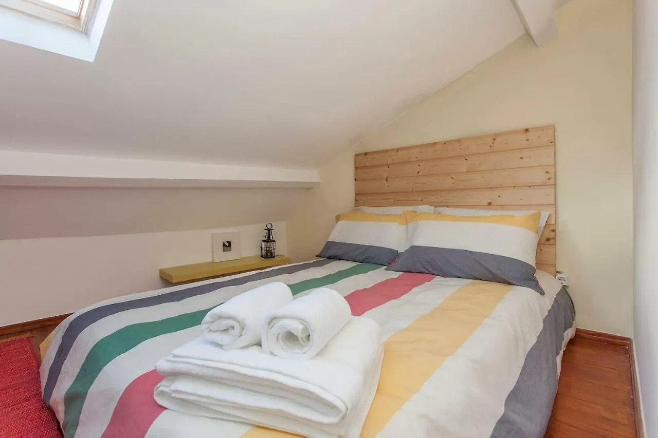 Cozy flat in Adamastor Daire Lisboa